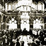Sala Sinodală a Palatului Mitropolitan din Cernăuți în momentul adoptării de către Congresul General al Bucovinei a declarației de Unirea Bucovinei cu Regatul Român, 28 noiembrie 1918