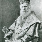 Vladimir de Repta, mitropolit (1841-1926) absolvent al Institutului Teologic din Cernăuți, călugărit la mănăstirea Sucevița în 1885, episcop de Rădăuți, mitropolit al Bucovinei în perioada 1902-1924, vicepreședinte al Societății pentru Cultura și Literatura Română în Bucovina (1889-1896), deputat în Parlamentul de la Viena, luptător pentru drepturile naționale, a prezidat în Palatul Mitropolitan Congresul General al Bucovinei din 28 noiembrie 1918 când s-a decis Unirea Bucovinei, a făcut parte din delegația care a înmânat Actul Unirii Bucovinei Regelui Ferdinand I.